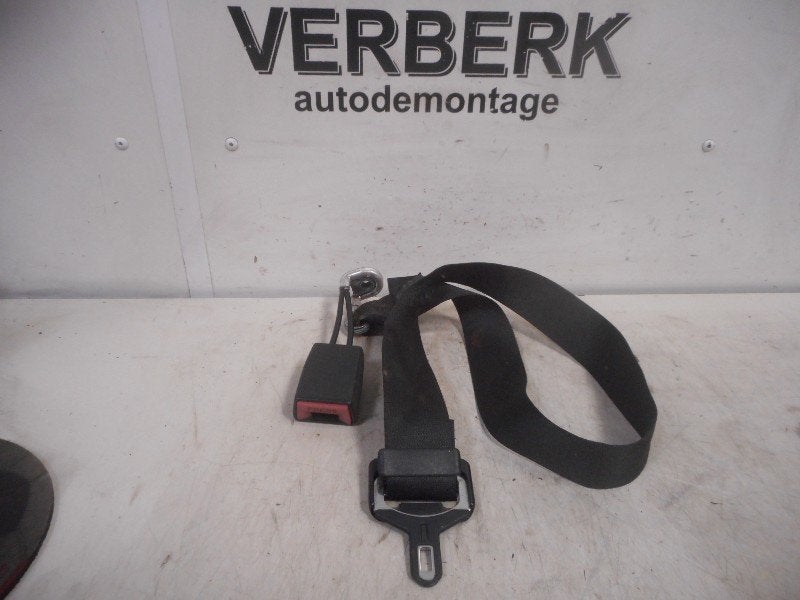 Gordelslot Links Achter Mercedes-Benz 190 (W201) 2018605685, Auto-onderdelen, Interieur en Bekleding, Gebruikt, Mercedes-Benz AG