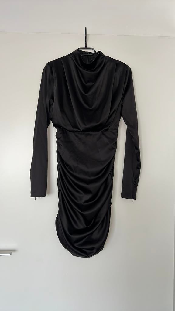 Unique the label jurk gedrapeerd, Ophalen of Verzenden, Zo goed als nieuw, Maat 34 (XS) of kleiner, Jurk