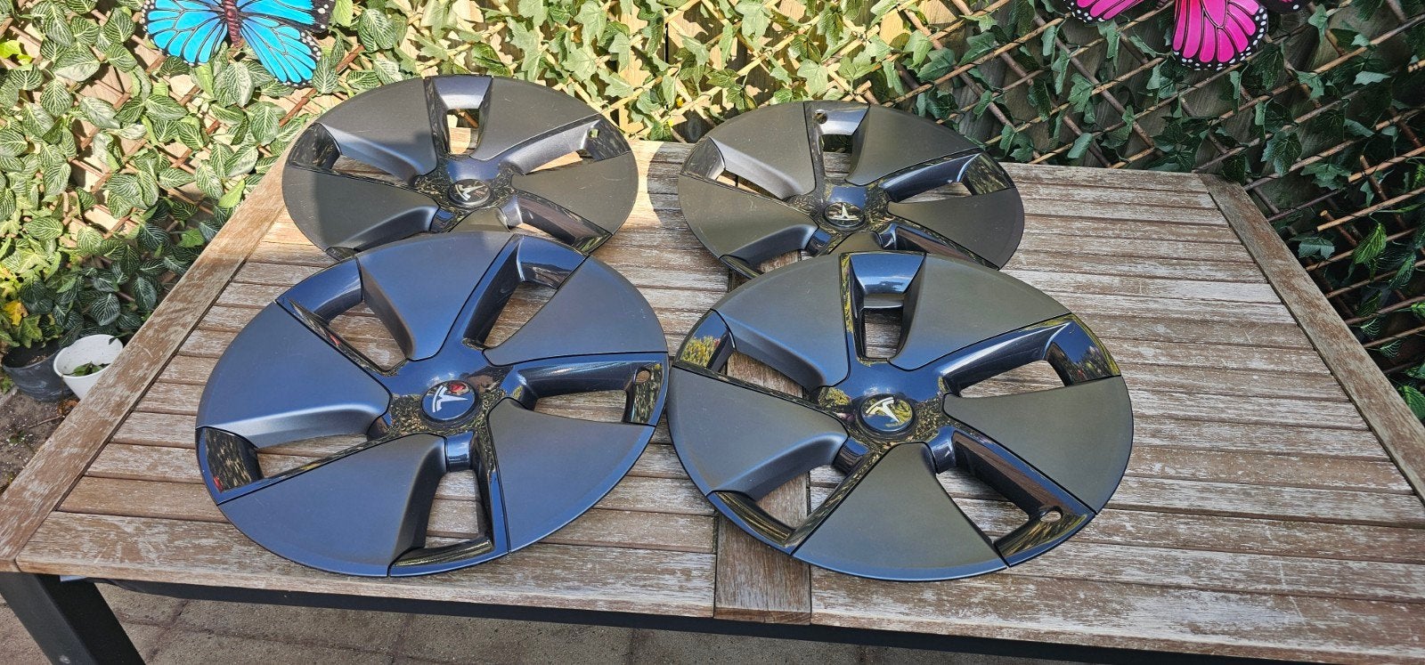 Tesla Model 3 Aero refresh wieldoppen 18 inch (4 stuks), Ophalen, Gebruikt