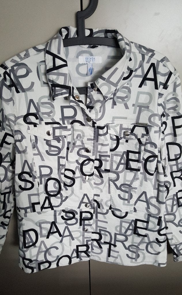 Escada SPORT jasje logo all over Maat 42, Kleding | Dames, Verzenden, Wit, Maat 42/44 (L), Escada