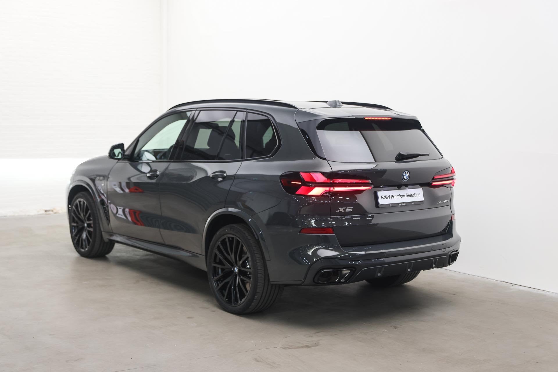 BMW X5 xDrive50e High Executive M Sport Automaat / Panoramad, Auto's, 2395 kg, Met garantie (alle), Bedrijf, 489 pk