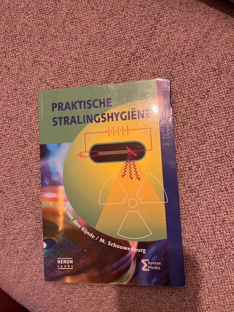Praktische Stralingshygiëne - J. van den Eijnde, Boeken, Ophalen of Verzenden, Beta, Gelezen, HBO