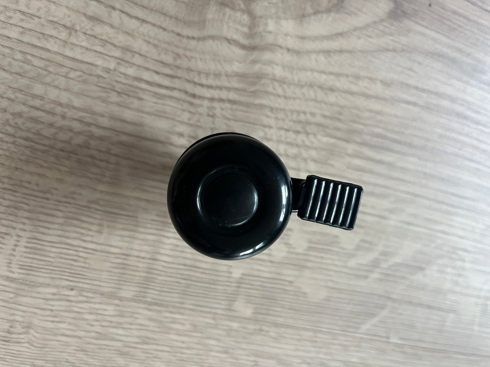 Hema zwarte fietsbel met ruimte voor AirTag, Ophalen of Verzenden, Nieuw