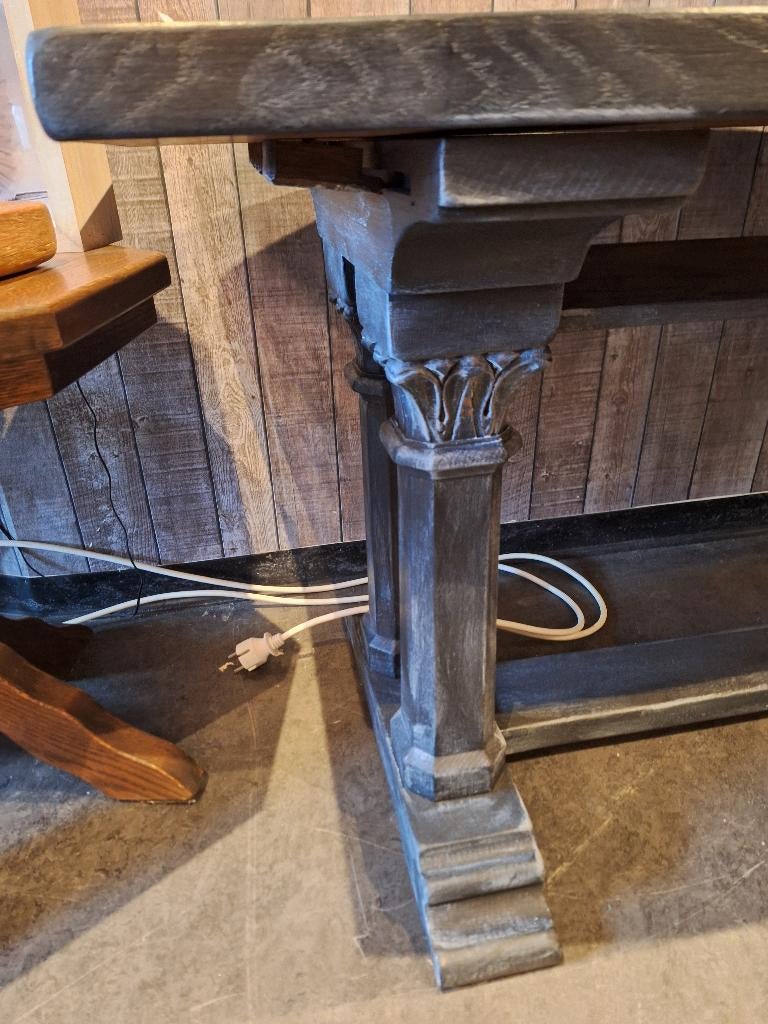 Leuke brocante tafel in goede staat, Ophalen