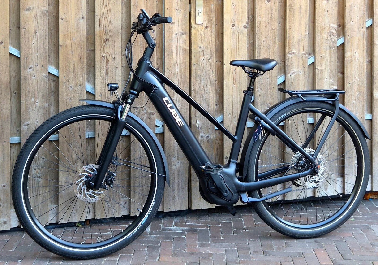 2024 Cube Kathmandu Hybrid Touring Pro | 7.162km | Bosch, Ophalen, Zo goed als nieuw, 51 tot 55 cm, Cube