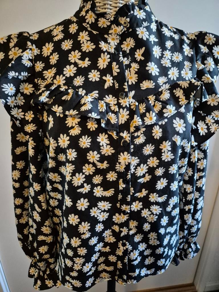 Loavies Blouse Zwart met Bloemetjes en Ruches Maat M, Kleding | Dames, Blouses en Tunieken, Ophalen of Verzenden, Zo goed als nieuw
