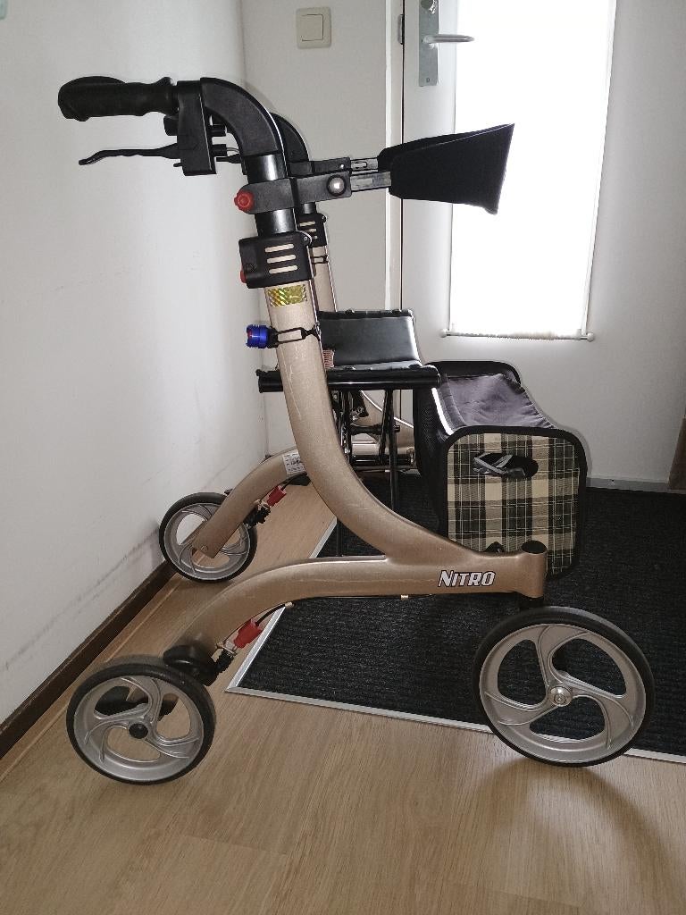 Rollator nitro, Diversen, Rollators, Ophalen, Opvouwbaar, Gebruikt