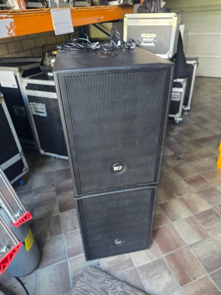 Rcf subs art 902, Ophalen, Zo goed als nieuw, Overige merken