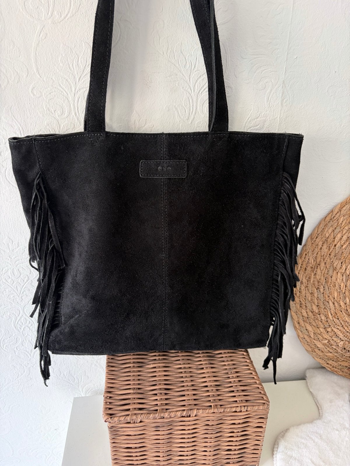 Zwarte suède shopper met franjes, Ophalen of Verzenden, Nieuw, Zwart, Shopper