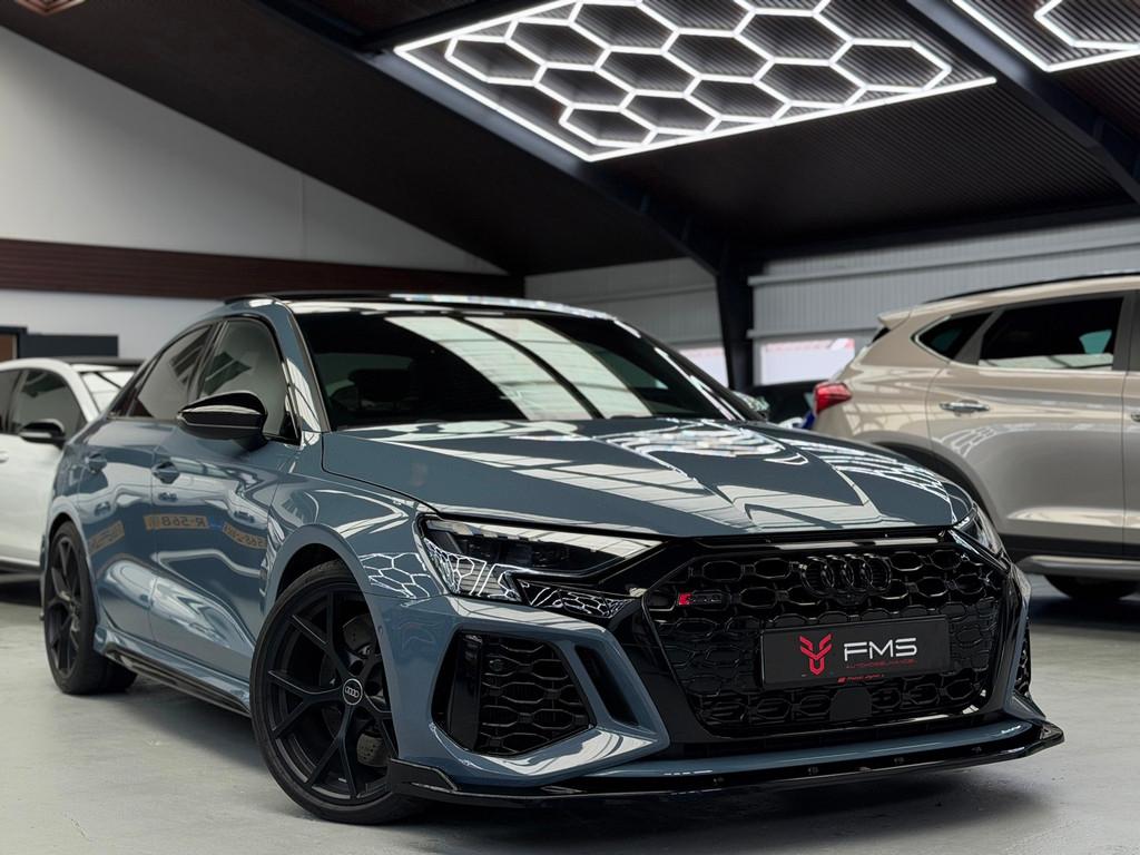 Audi RS3 Limousine 2.5 TFSI Quattro Maxton Panorama, Automaat, Gebruikt, Zwart, RS3