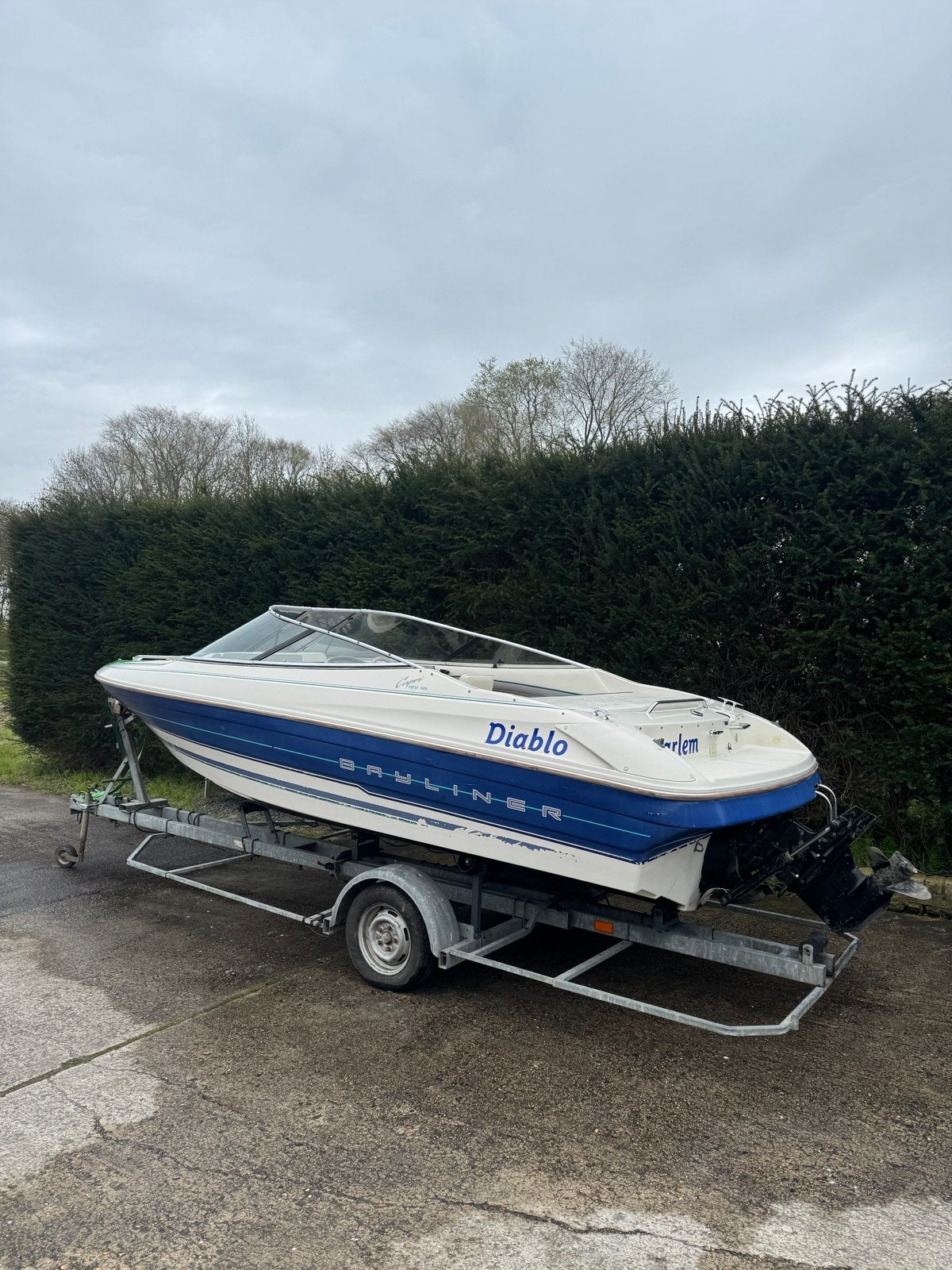 Bayliner Capri 1851 3.0 mercruiser + trailer opnieuw aangebo, Watersport en Boten, Ophalen, Gebruikt, Binnenboordmotor, Tot 1.00 meter