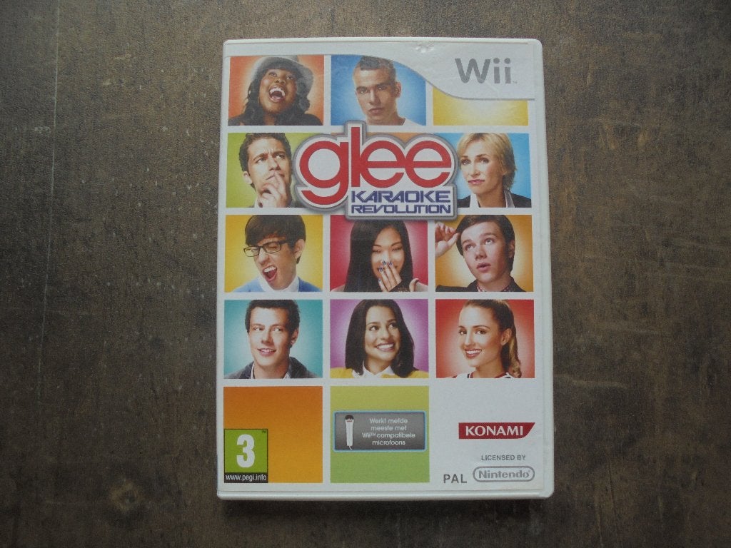 Karaoke Revolution Glee voor Wii (zie foto's), Spelcomputers en Games, Muziek, Gebruikt, 1 speler, Ophalen of Verzenden