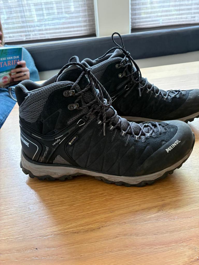 Meindl (type variofix) bergschoenen maat 10 UK., Ophalen of Verzenden, Zo goed als nieuw, Schoenen