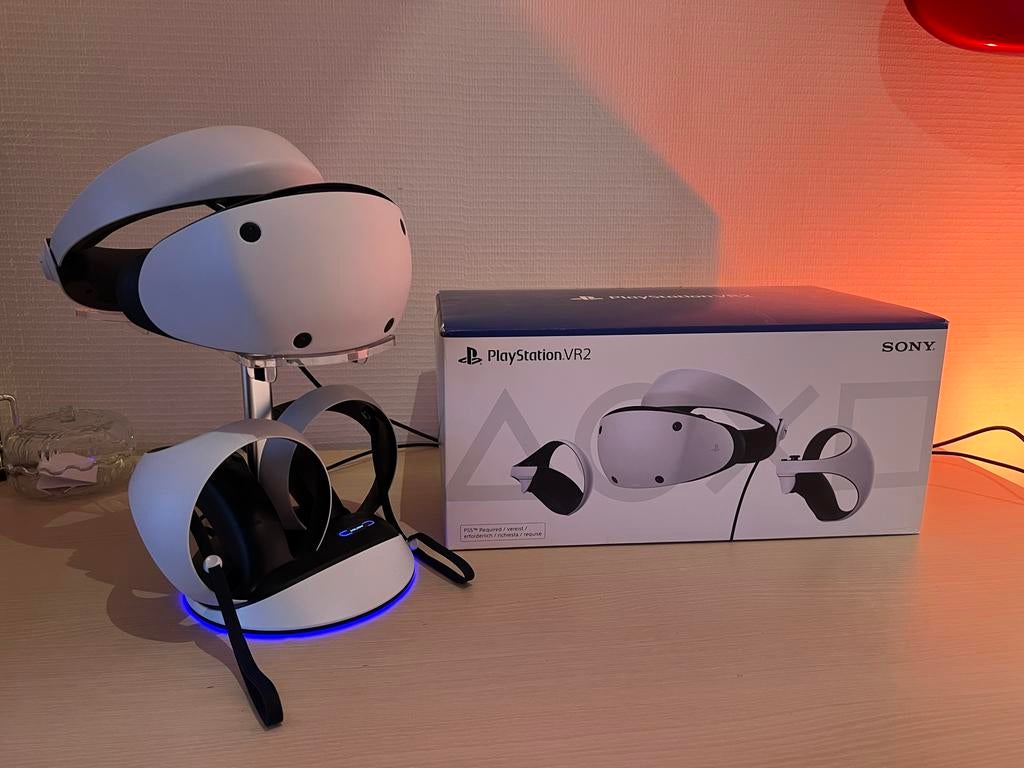 PSVR2 met oplaadstation, Spelcomputers en Games, Virtual Reality, Gebruikt, Sony PlayStation, VR-bril, Ophalen