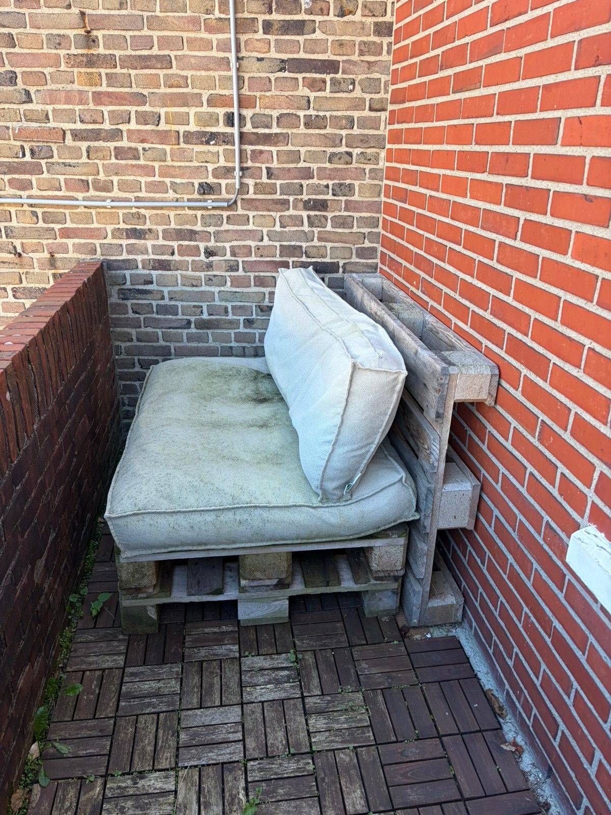 Palletbank inclusief tuinkussens, Tuin en Terras, Gebruikt, Loungeset, Hout, Ophalen