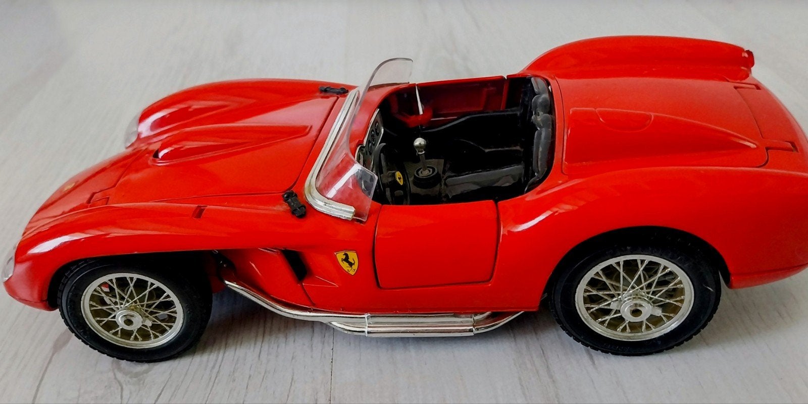 Metalen Ferrari 250 Testa Rossa 1957 schaalmodel, Hobby en Vrije tijd, Ophalen of Verzenden, Gebruikt, Auto, Overige merken