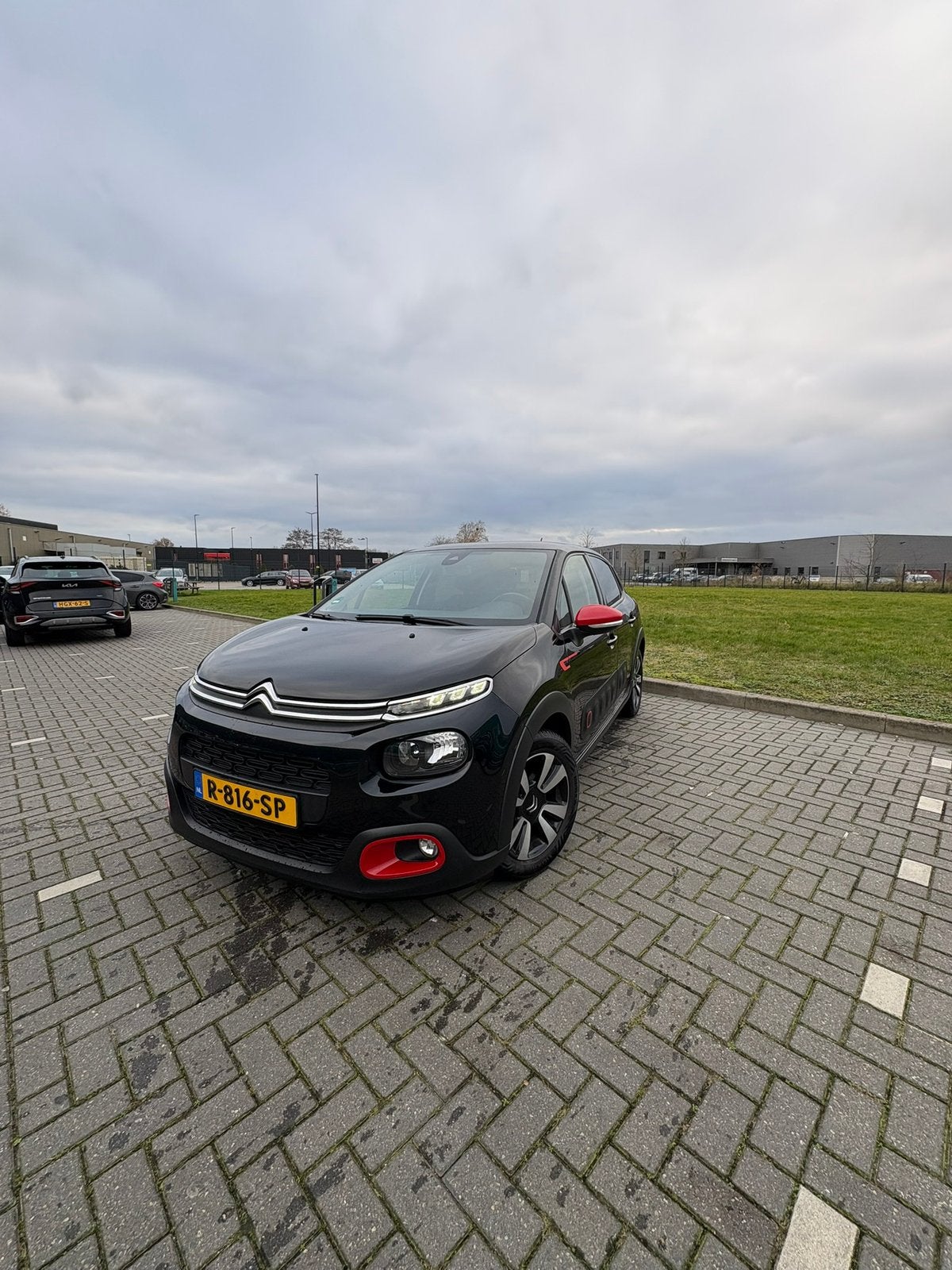 Citroën C3 1.2 Puretech 82pk 2018 Zwart, 450 kg, 40 €/maand, 1199 cc, 450 kg