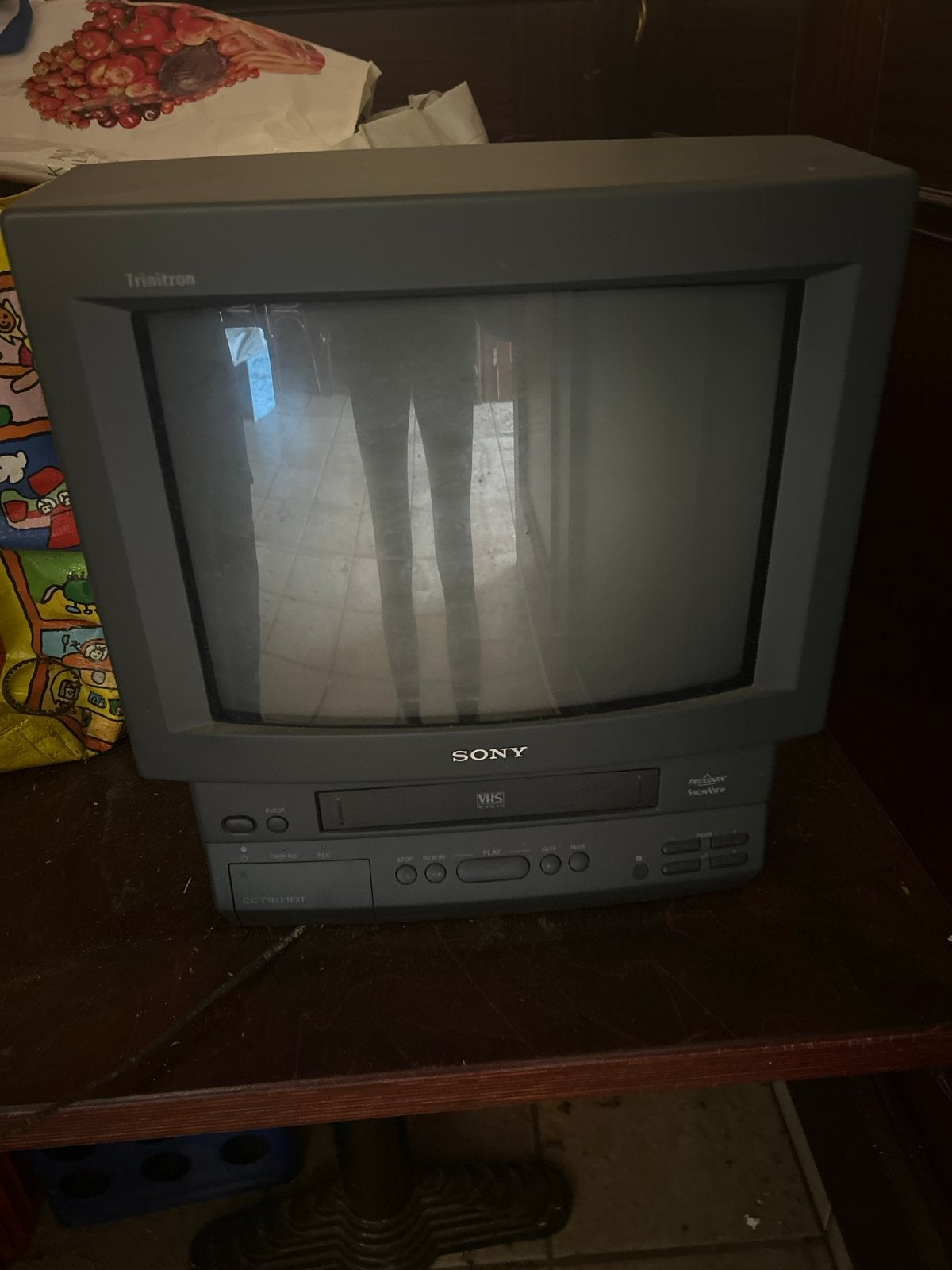 Sony Trinitron CRT TV met ingebouwde VHS-speler, Ophalen, Gebruikt, 50 Hz, HD Ready (720p)