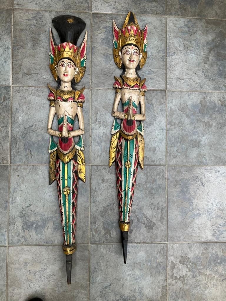 Balinees houtsnijwerk Rama en Sita wandbeelden 100cm, Houtsnijwerk, Handgemaakt, Hout, Azië