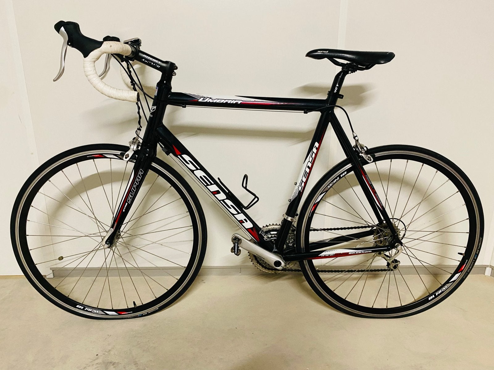 Sensa Umbria racefiets - Zwart/Rood, Fietsen en Brommers, 28 inch, Gebruikt, Aluminium, Meer dan 20 versnellingen
