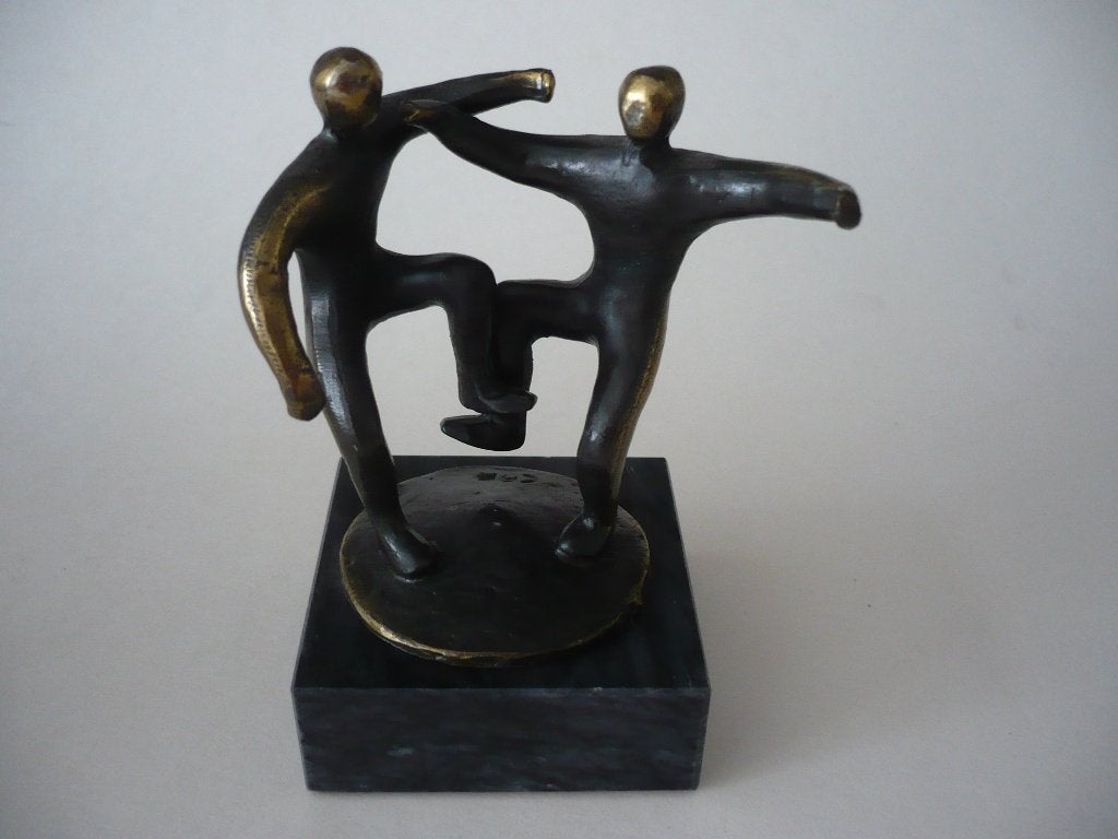 i007-Mooi beeldje, twee dansende mensen, monogram CAN., Antiek en Kunst, Verzenden