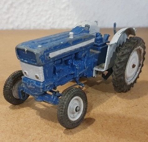 Britains Ford 5000 Super Major 1:32 tractor, Ophalen of Verzenden, Gebruikt, Tractor of Landbouw, Britains