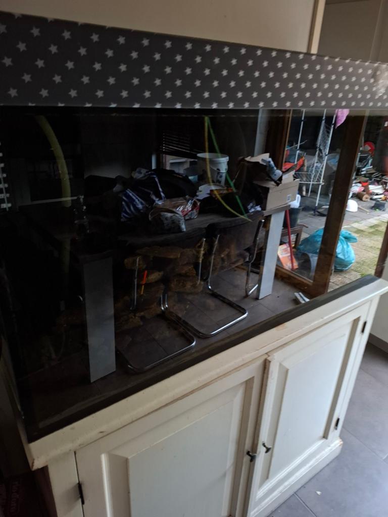 Aquarium met pomp kras vrij groot, Dieren en Toebehoren, Vissen | Aquaria en Toebehoren, Ophalen, Zo goed als nieuw, Leeg aquarium