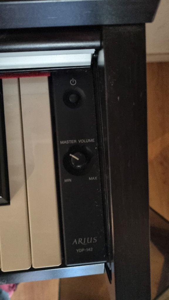 Foto 5 van Yamaha arius YPD142