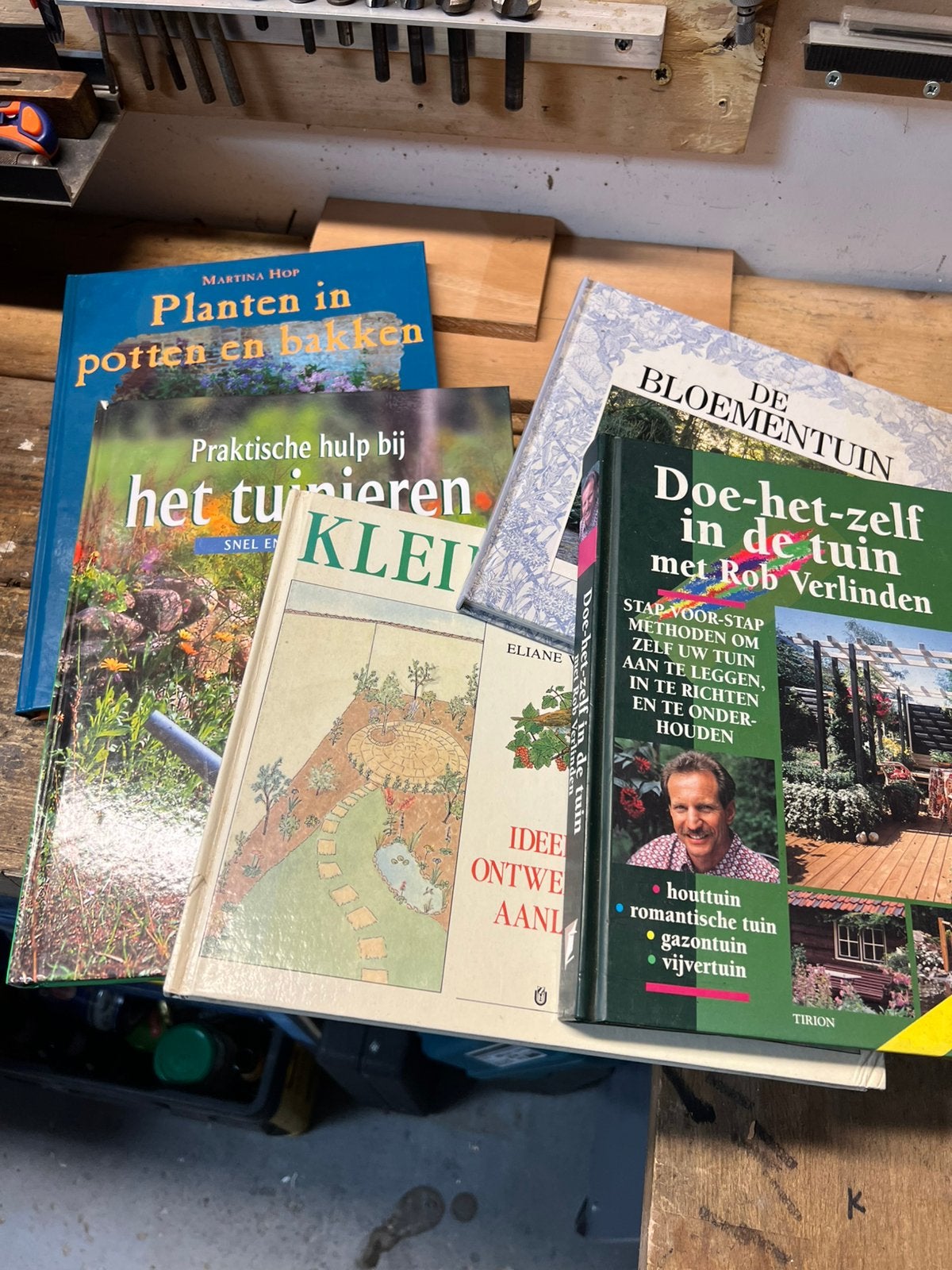 5 tuinboeken, Ophalen of Verzenden, Zo goed als nieuw, Tuinieren en Tuinplanten
