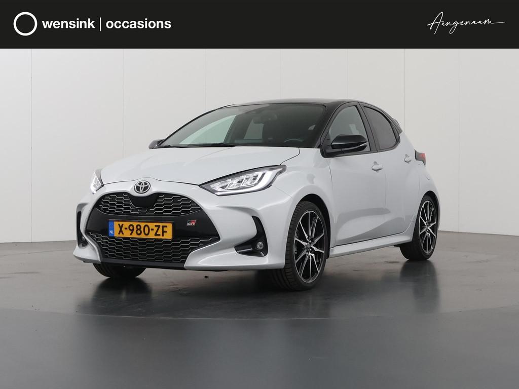 Toyota Yaris 1.5 Hybrid GR Sport | Navigatie | Parkeercamera, Auto's, Toyota, 450 kg, Gebruikt, 1490 cc, Bedrijf