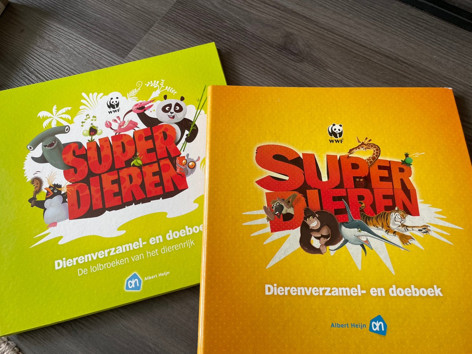 2 complete Super dieren boeken, Albert Heijn, Ophalen of Verzenden