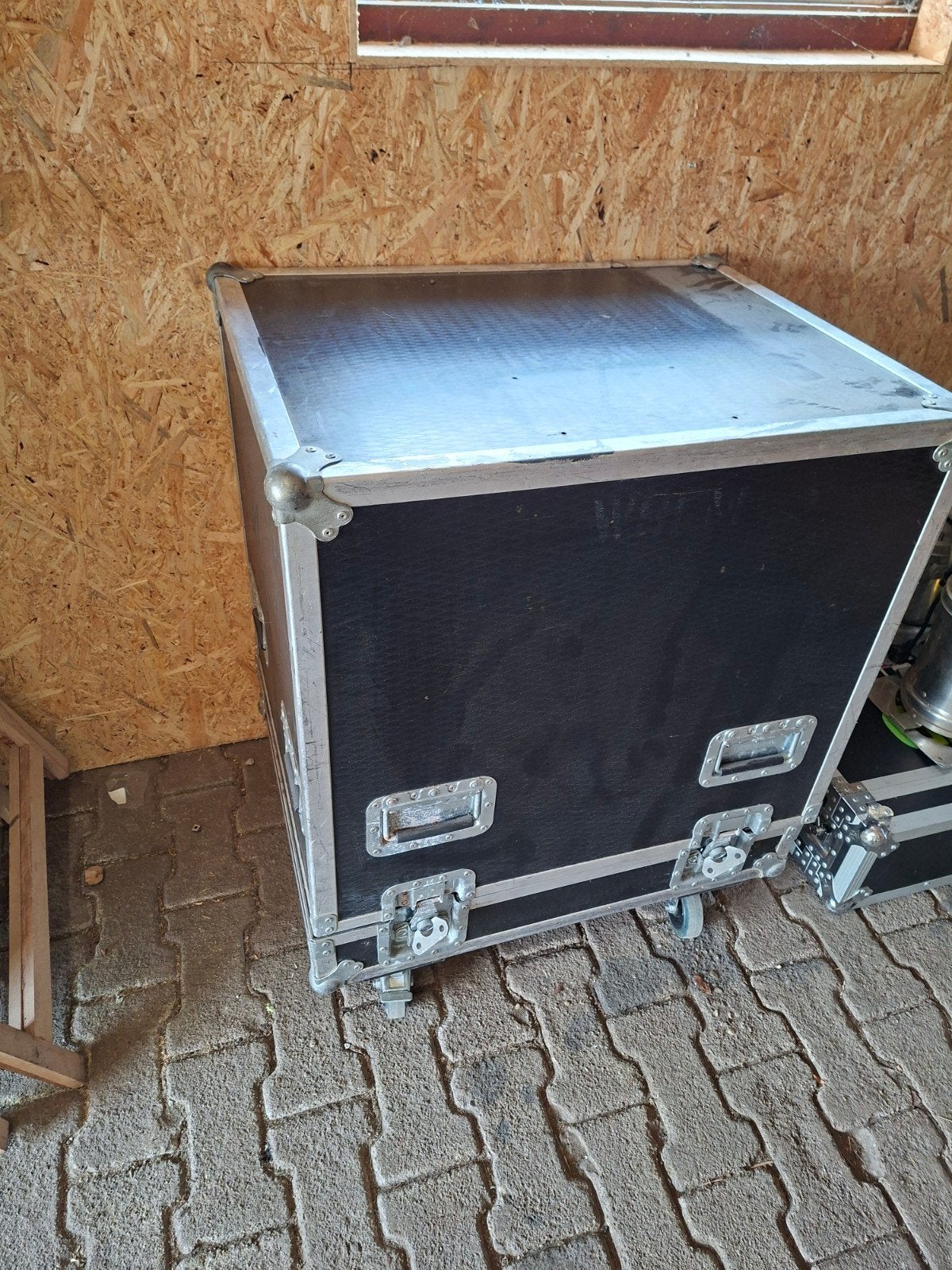 Te koop stolp case, Ophalen of Verzenden, Gebruikt, Overige instrumenten