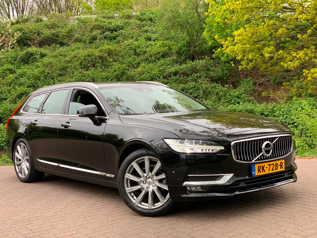 Volvo V90 2.0 D4 Inscription 190PK LEDER PILOT 19'' 2018, Auto's, Volvo, 1969 cc, 1634 kg, Zwart, Diesel