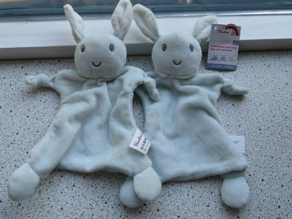 Knuffeldoek konijn merk Evora Bambino van Kruidvat, Kinderen en Baby's, Ophalen of Verzenden, Zo goed als nieuw, Konijn, Wasbaar