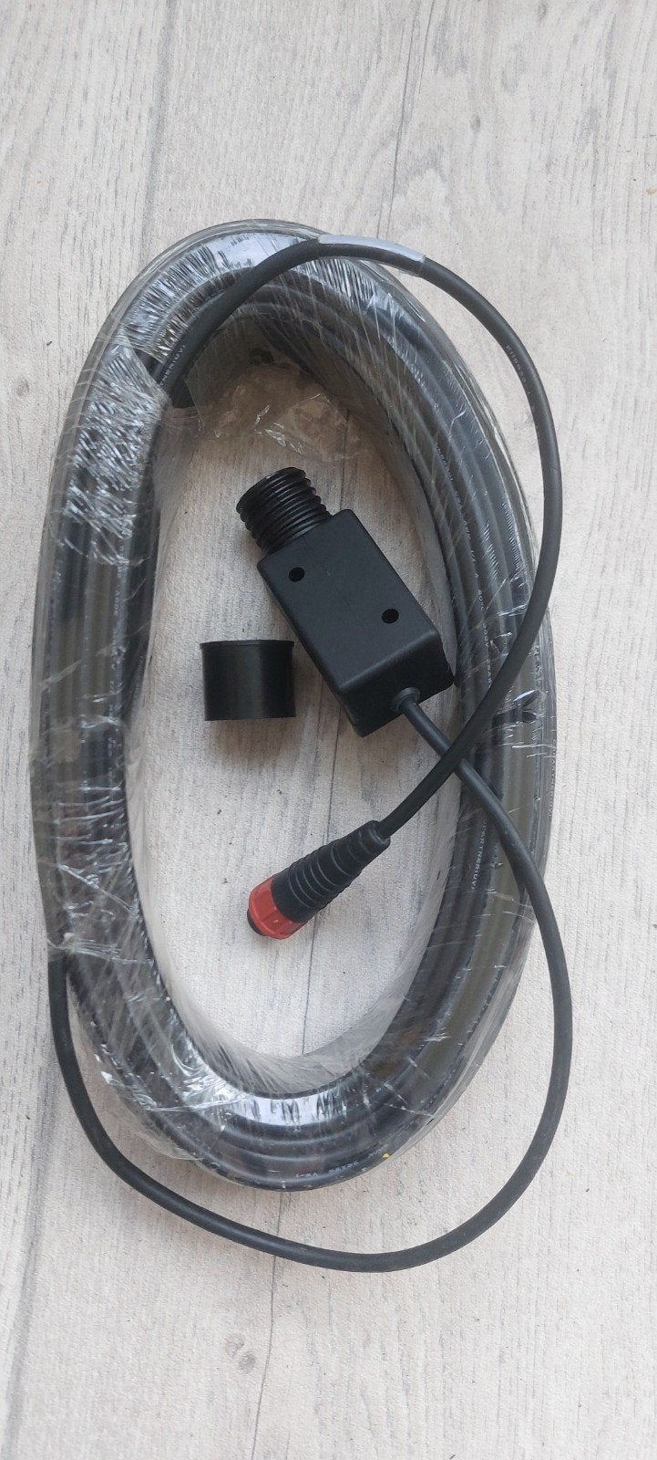 Navman navico wind masttopunit kabel AA002615.
30 meter kabe, Ophalen of Verzenden, Nieuw, Kabel of Apparatuur