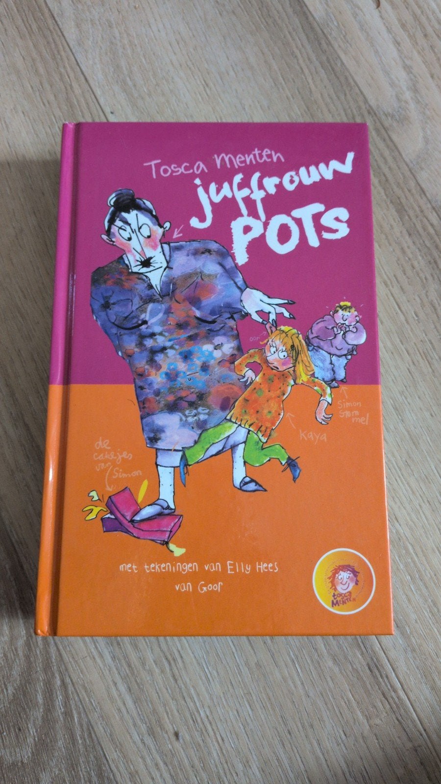 Juffrouw Pots - Tosca Menten (Kinderboek), Ophalen of Verzenden, Zo goed als nieuw, Tosca Menten, Fictie algemeen