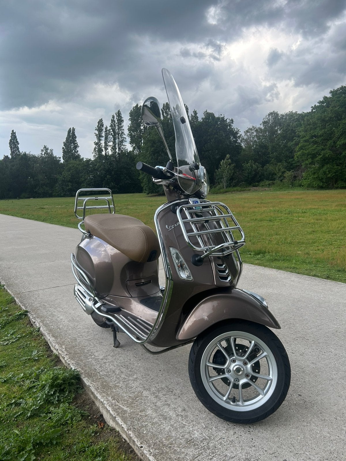 Vespa primavera 2018 A klasse Lage kms full malossi, Ophalen, Zo goed als nieuw, Benzine, Overige modellen