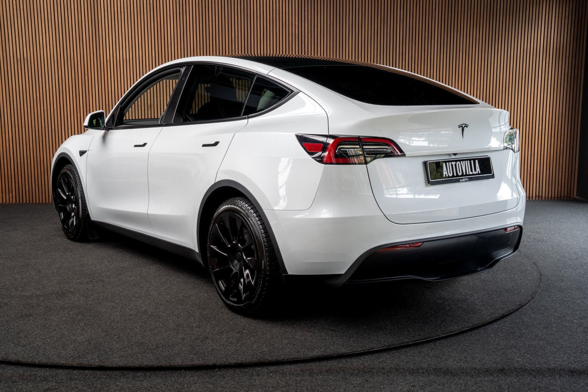 Foto 3 van Tesla Model Y SOH: 95,8% Navi 360 Leder ACC Autopilot PDC