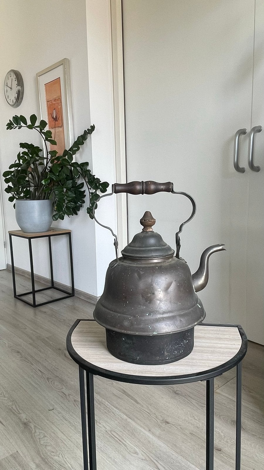 Antieke koperen theeketel met houten handvat, Ophalen of Verzenden, Koper