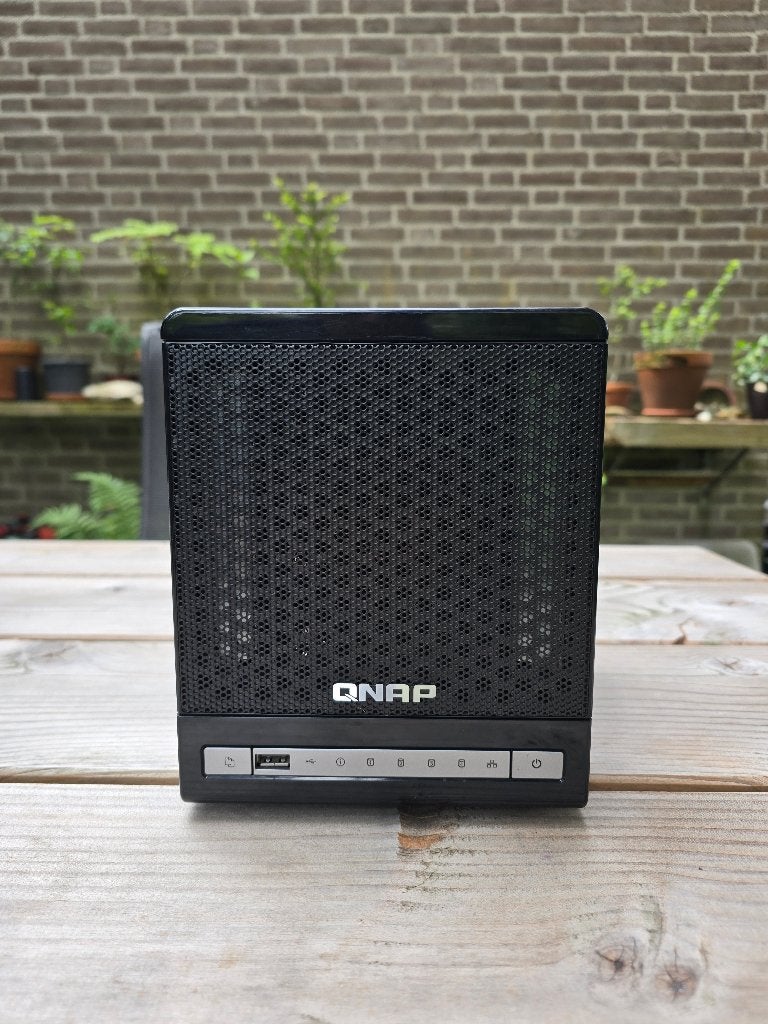 QNAP TS-409 Pro NAS server, Computers en Software, NAS, Gebruikt, Ophalen