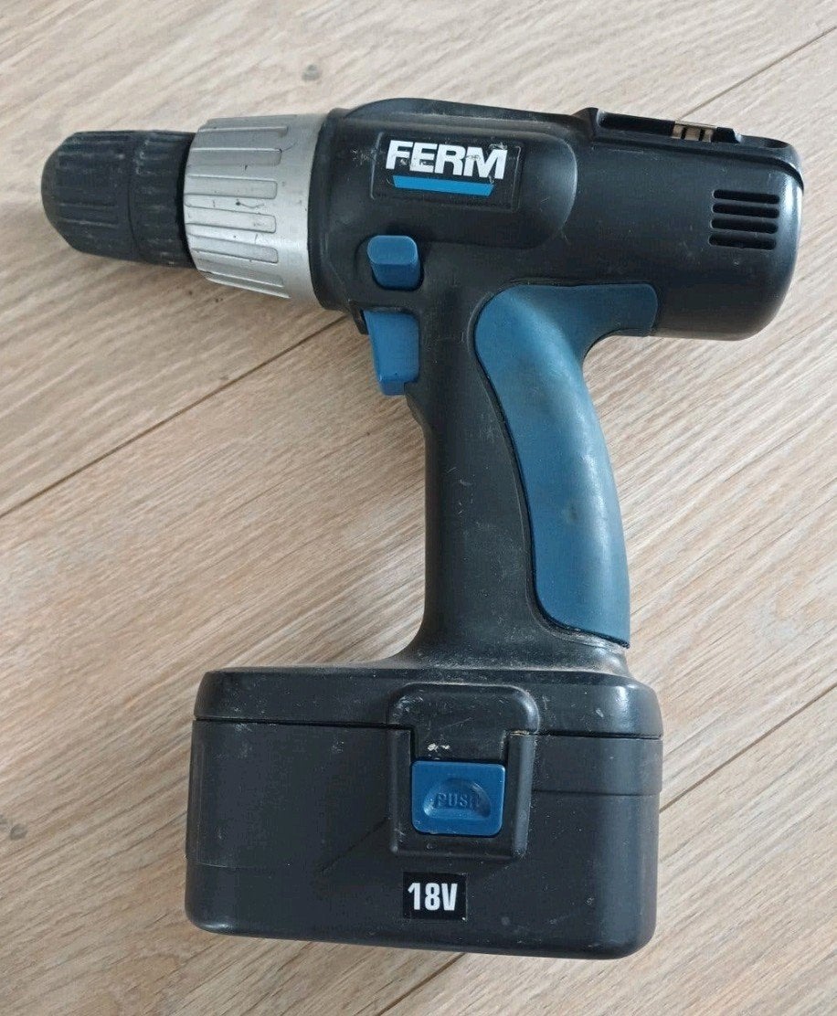 Ferm CDR1074 Accuboormachine 18V  2xaccu, Ophalen of Verzenden, Gebruikt, Minder dan 400 watt, Boor- en Schroefmachine