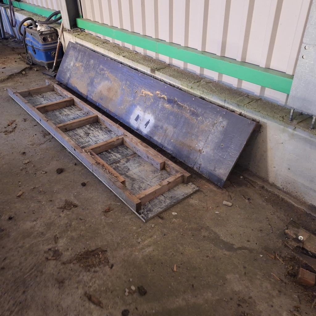 Betonplex, bekisting, plaatmateriaal, Doe-het-zelf en Verbouw, Hout en Planken, Ophalen, Minder dan 25 mm, Zo goed als nieuw, 200 tot 250 cm
