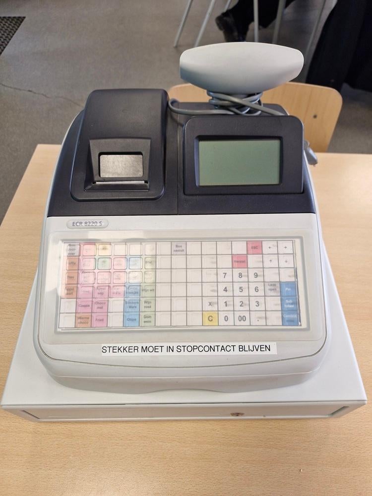 olivetti ecr 8220s kassa, Diversen, Ophalen, Gebruikt