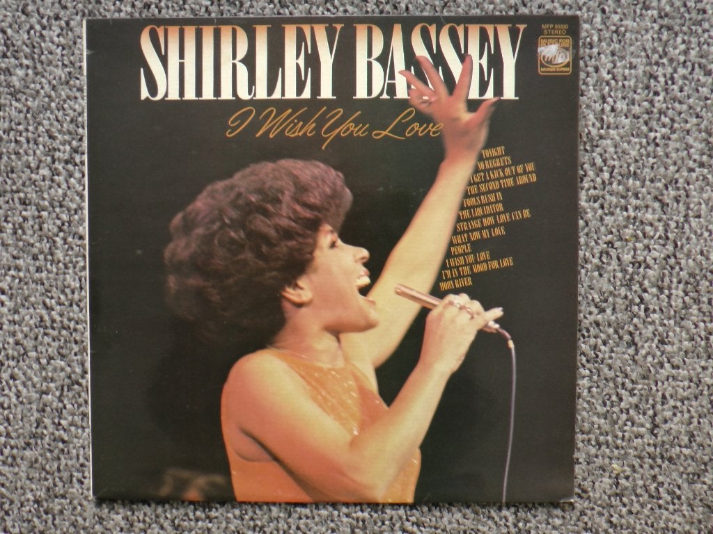 Shirley Bassey - I wish you love VINYL LP, 12 inch, Fotohoes, Ophalen of Verzenden, 1970 - 1979