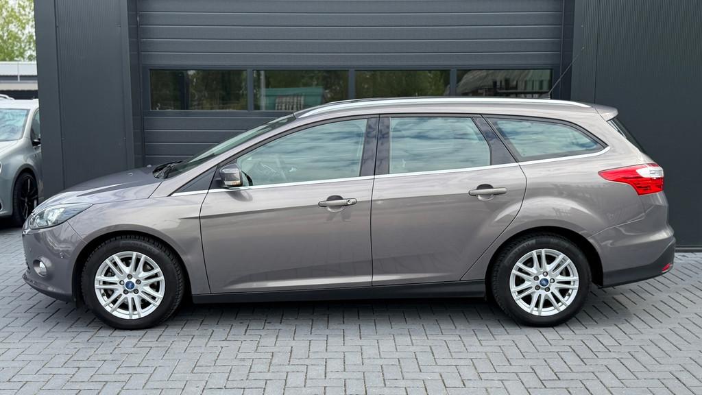 Ford Focus Wagon 1.6 EcoBoost Lease Titanium Airco|Trekhaak|, Auto's, Ford, 1258 kg, Gebruikt, 4 cilinders, Origineel Nederlands