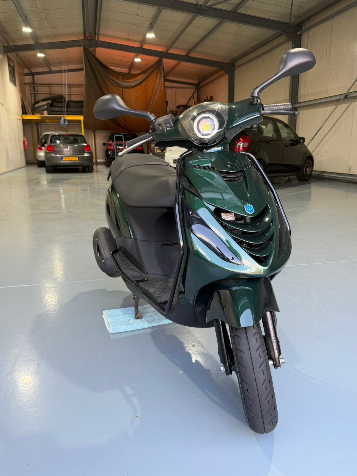 Piaggo zip iget 4497, Fietsen en Brommers, Ophalen, Maximaal 45 km/u, Zip, Zo goed als nieuw