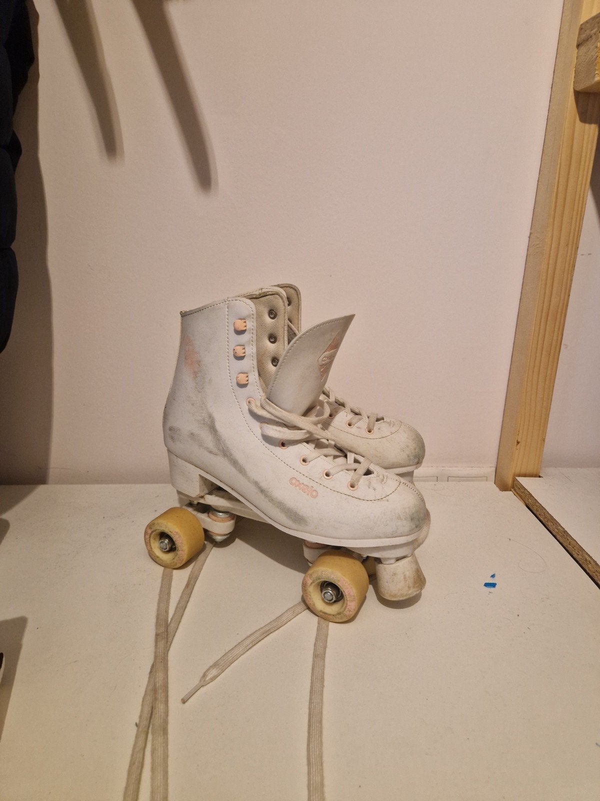 Witte rolschaatsen maat 40, Ophalen of Verzenden, Gebruikt, Dames