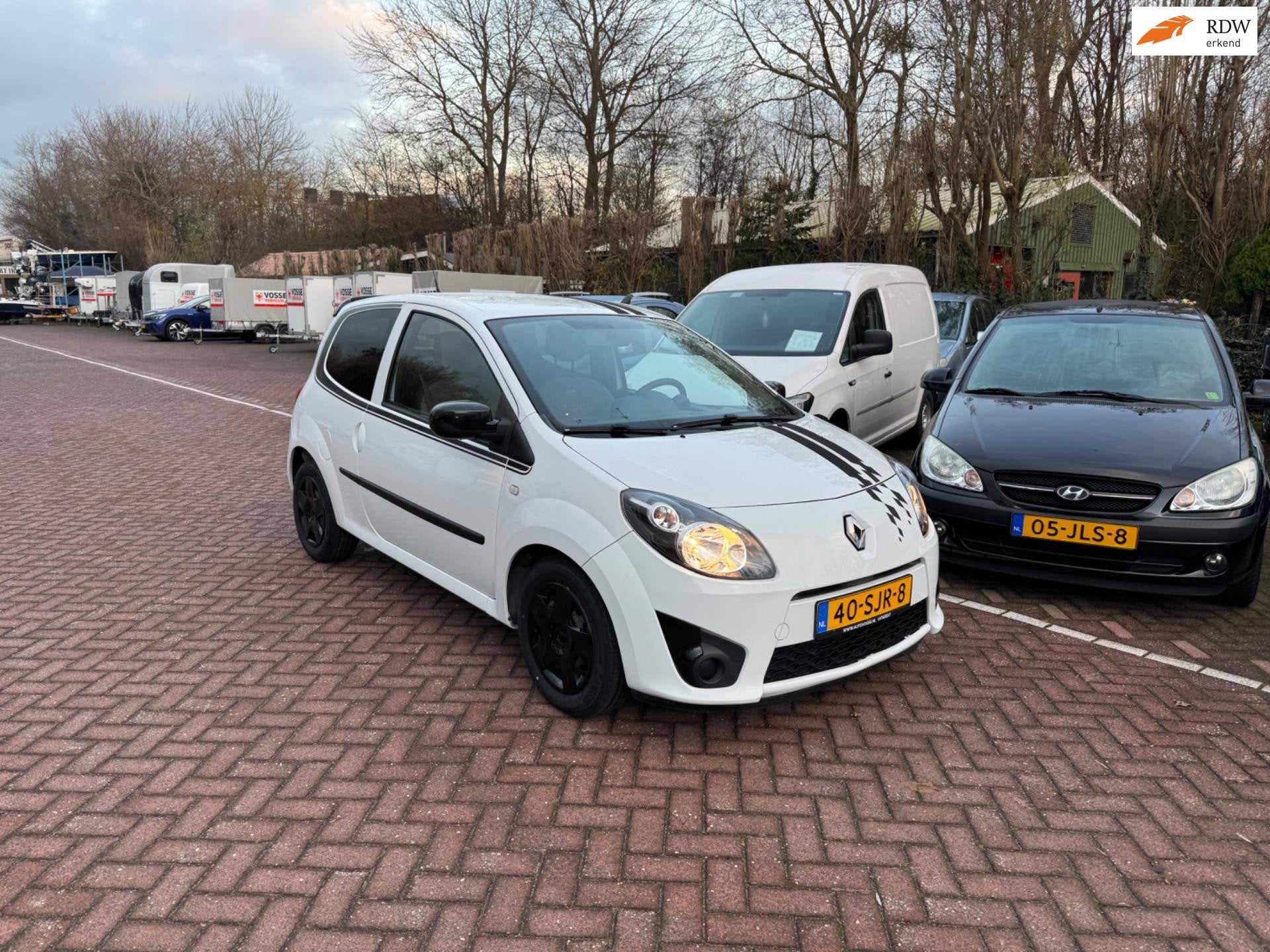 Renault Twingo 1.2-16V Collection airco! elektrische ramen!, Auto's, Twingo, Gebruikt, Zwart, 4 cilinders