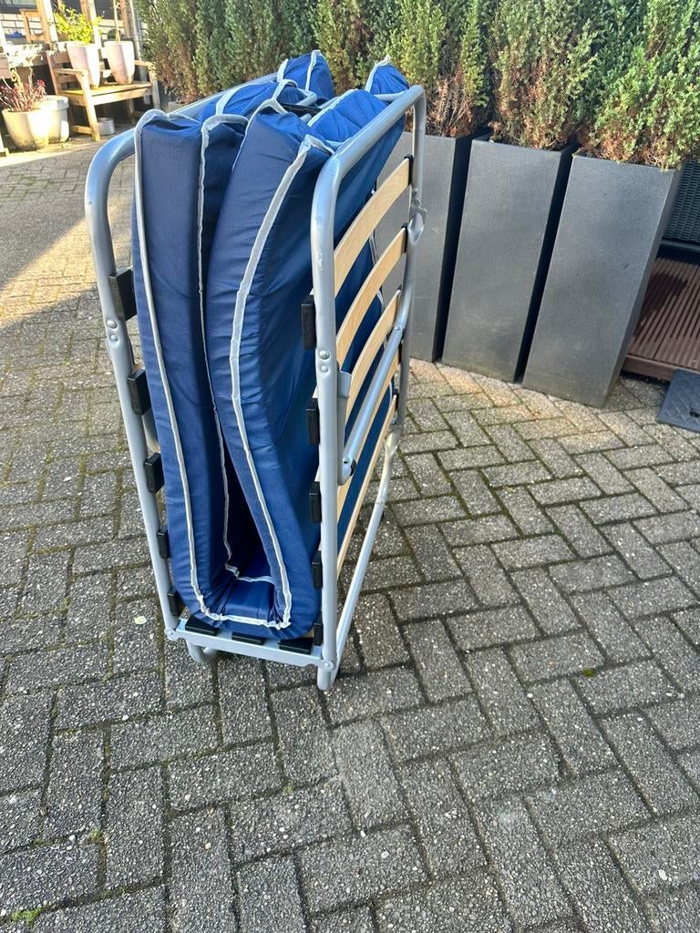 Opklapbed 200x90cm, Ophalen of Verzenden, Zo goed als nieuw, Campingstoel
