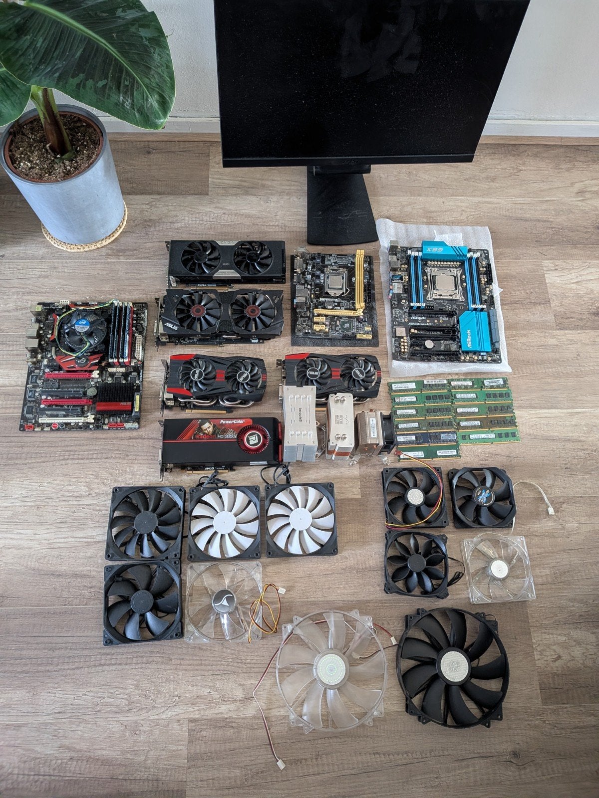 Diverse computer onderdelen - opruiming - zie beschrijving, Computers en Software, Moederborden, Ophalen, DDR3